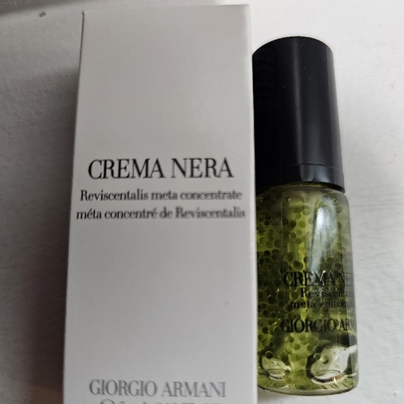 GIORGIO ARMANI CREMA NERA REVISCENTALIS META CONCENTRATE 5ML - Picture 3 of 4